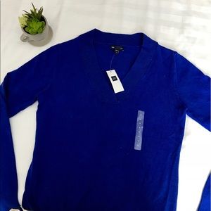👗🎀GAP Sweater